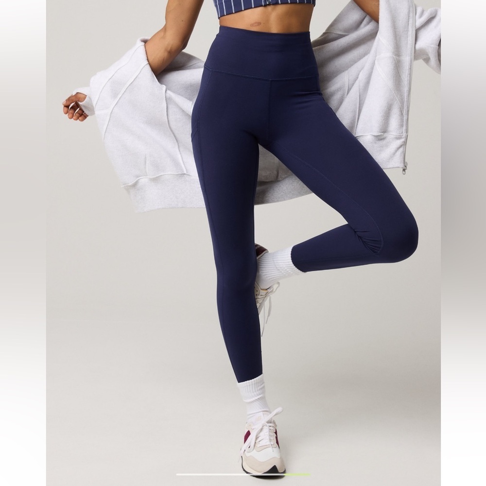 OFFLINE By Aerie The Hugger High Waisted Pocket True Royal Navy Leggings Size XL - Picture 4 of 8